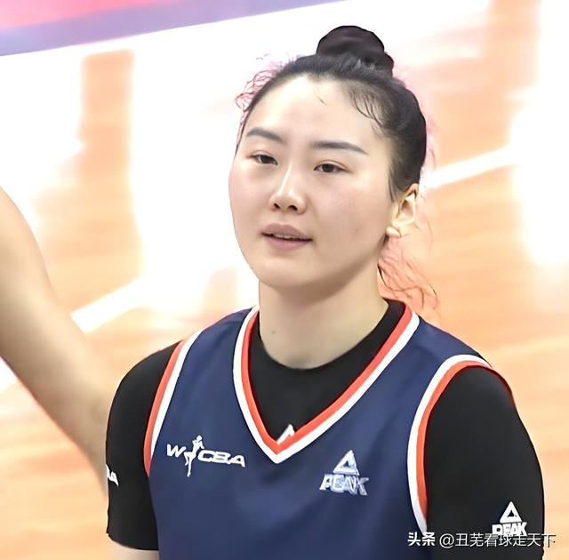 新疆天山女篮力克山东晋级半决赛 朦桐组合闪耀