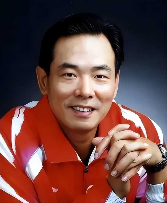 蔡振华功勋奖与国乒男队失利形成鲜明对比